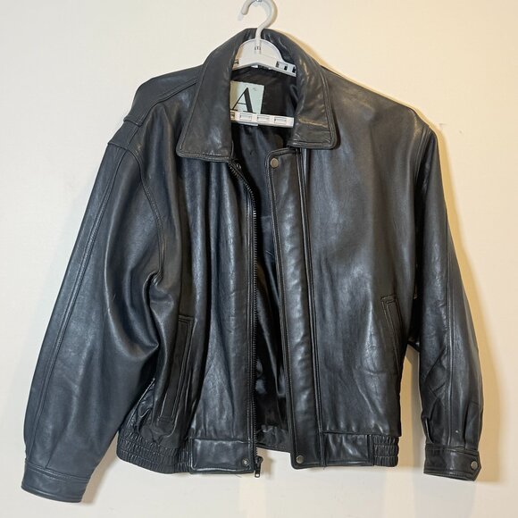 Men’s Black Genuine Leather Bomber Jacket | Size Large | Classic Zip Front Coat - Picture 1 of 5